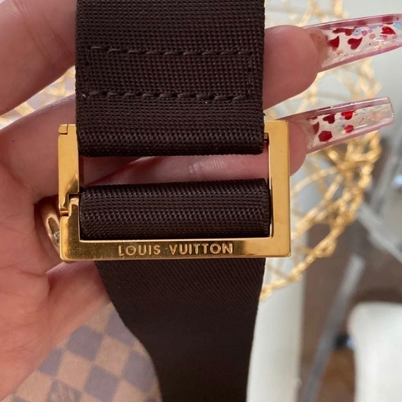 Louis Vuitton damier pouch - Picture 4 of 9